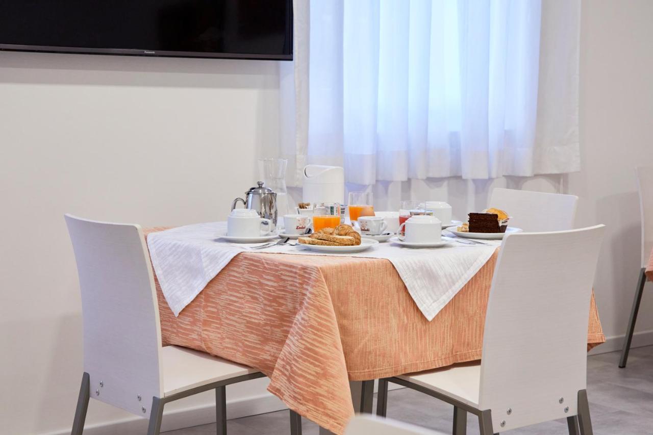 Le Vette Room&Breakfast Rovereto  Esterno foto